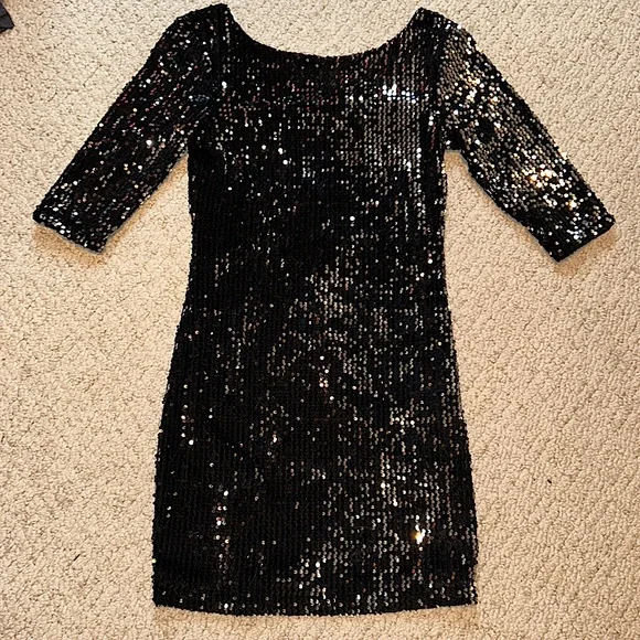 short sequin homecoming dress N D979